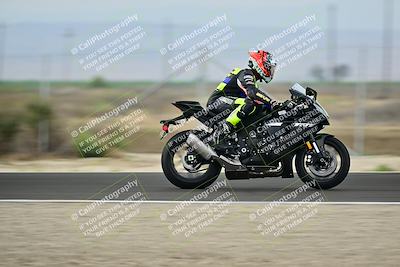 media/Apr-18-2025-TrackDaz (Fri) [[45f5874c44]]/C Group/Session 1 (Turn 7)/